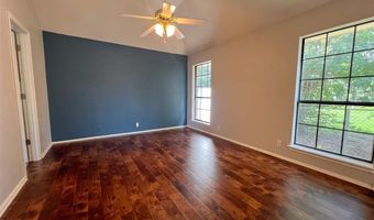 818 S OAK St, Archer City, TX 76351