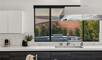 1 Garden Shadow Ln, Las Vegas, NV 89135