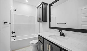 4 Argyll Cir, Bella Vista, AR 72715