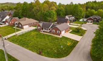 372 Brookside Dr, Algood, TN 38506