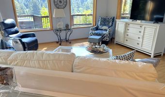 19921 WHALESHEAD Rd EL1, Brookings, OR 97415
