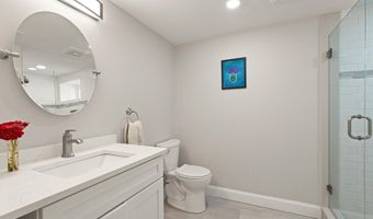 86 Chandler St 86, Arlington, MA 02474