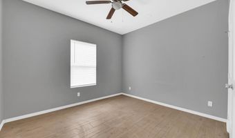 2704 E Eisenhower Ave 4, Alton, TX 78573