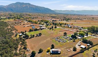 11 Camino De Adelaida Los Pinos Park, Arroyo Seco, NM 87514
