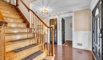 382 Wheaton Ave, Bayville, NJ 08721