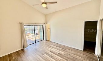 906 CHIPAWAY Dr, Apollo Beach, FL 33572