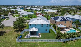 449 BAHAMA GRANDE Blvd, Apollo Beach, FL 33572