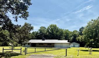 1474 Mandella Rd, Bonneau, SC 29431