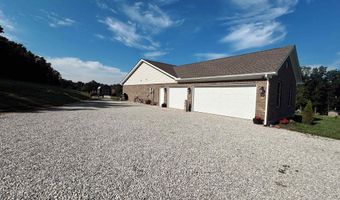 8488 E ASH Rd, Bloomfield, IN 47424