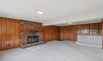 71 Railroad St, Atkins, IA 52206