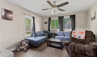 1002 S Van Buren St, Auburn, IN 46706