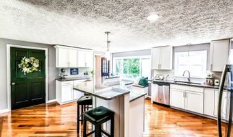 300 Northeast Rd, Standish, ME 04084
