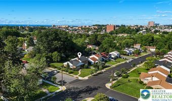 2151 W Fairview St, Allentown, PA 18104