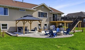 800 Kaitlynn Ave, Anamosa, IA 52205
