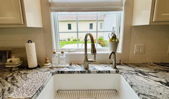 1209 NE 15th Ave, Aberdeen, SD 57401