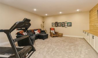 1705 Court St, Adel, IA 50003