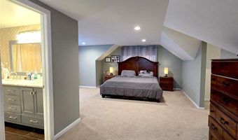 202 Pleasant Ave, Bergenfield, NJ 07621