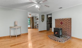 70 Tabor Cir, Albany, NH 03818