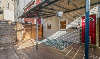 3220 Mary St, Airville, PA 15203