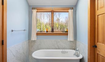 266 Ursa Ridge Rd, Brattleboro, VT 05301