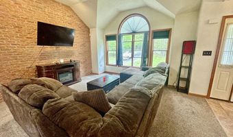 350 Brier Crest Rd, Blakeslee, PA 18610