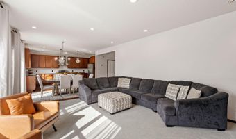 6284 Marlowe Ave NE, Albertville, MN 55301