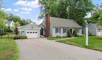 13 Carmel Rd, Andover, MA 01810