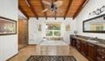 1444 W Kuiaha, Haiku, HI 96708