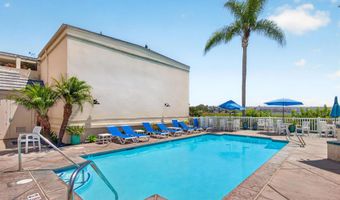 3991 Crown Point Dr 112, San Diego, CA 92109