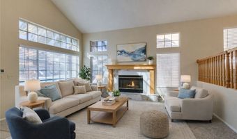 902 Squaw Peak Dr, Henderson, NV 89014