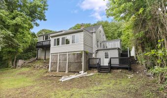23 Dominican Rd, Branford, CT 06405