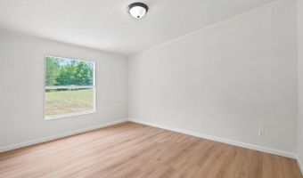 175 Meadowview Ln, Axton, VA 24054