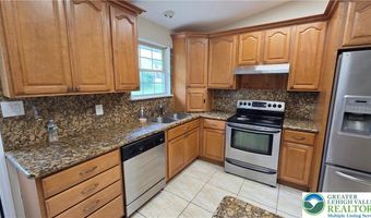 481 Savage Rd, Allen, PA 18067