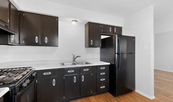 225 Hanosh Ct SE Apt 3, Albuquerque, NM 87123