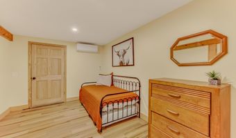 62 Isaax Fox Dr, Campton, NH 03223