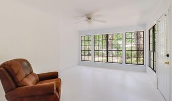 2512 Randall Dr, Biloxi, MS 39531