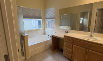 954 Iris Ln, Fernley, NV 89408
