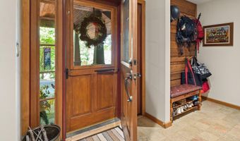 267 S Cove Rd, Burlington, VT 05401