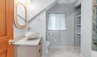1711 Trout Gulch Rd, Aptos, CA 95003