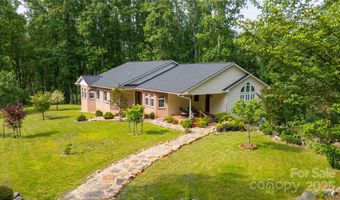 12 Riverview Dr, Bakersville, NC 28705
