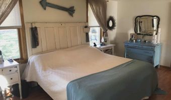 313 E 3rd St, Arthur, IA 51431