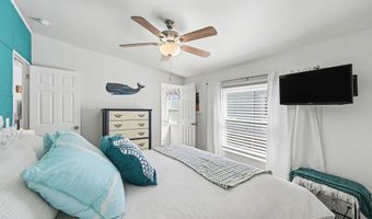 421 Papaya Cir, Barefoot Bay, FL 32976