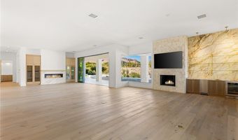 24 Soaring Bird Ct, Las Vegas, NV 89135