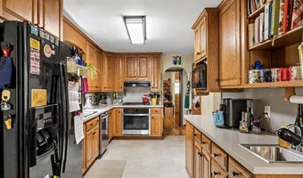 514 WALNUT St, Audubon, NJ 08106