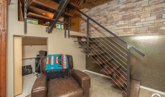 364 E 1600 Rd, Baldwin City, KS 66006