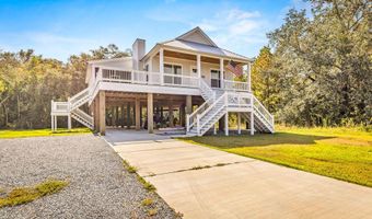 116 Bay Oaks Dr, Bay St. Louis, MS 39520