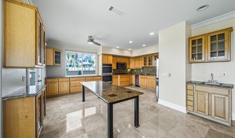 1107 Las Flores Dr, Carlsbad, CA 92008