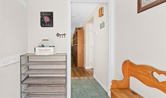 76 W Allenton Rd, North Kingstown, RI 02852