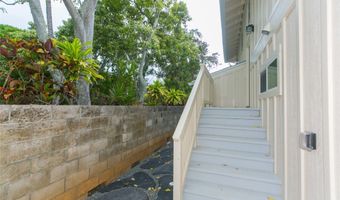 437 Kawailoa Rd, Kailua, HI 96734