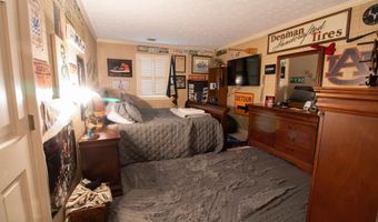 305 SKY Dr, Anniston, AL 36207